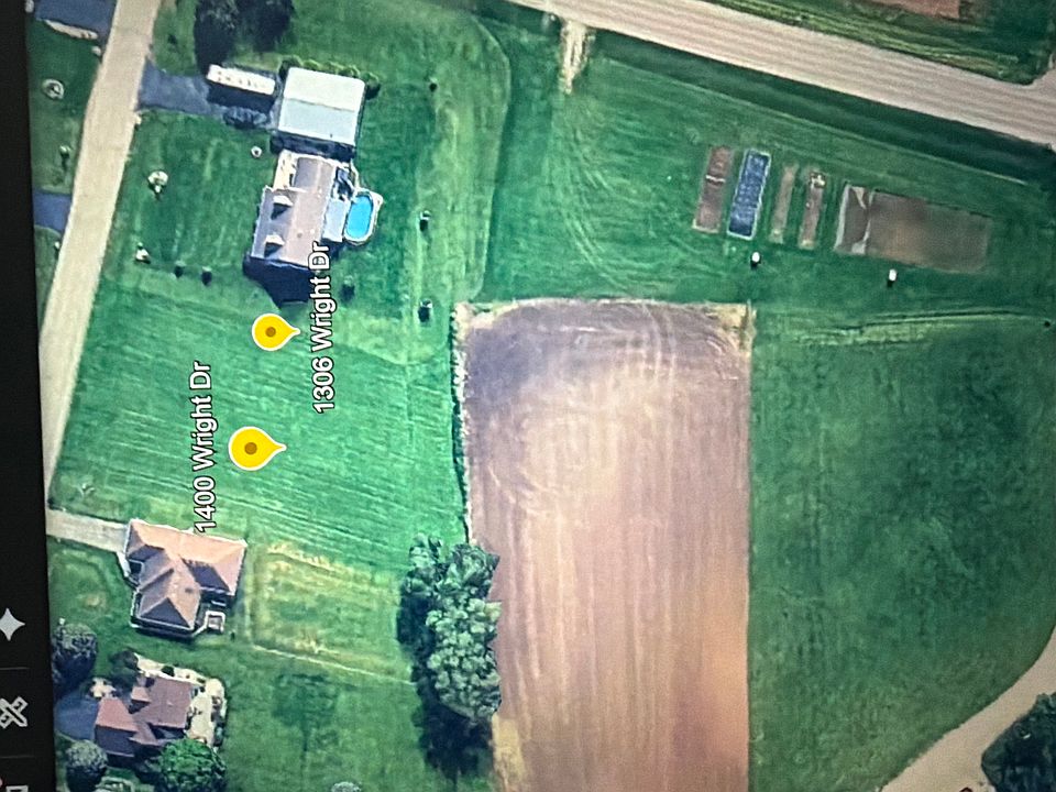 2nd image of 1400 Wright Dr