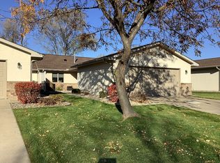 2243 Eastway Ave, Shakopee, MN 55379