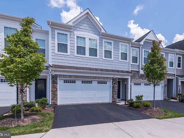 42524 Benfold Sq — Photo 5