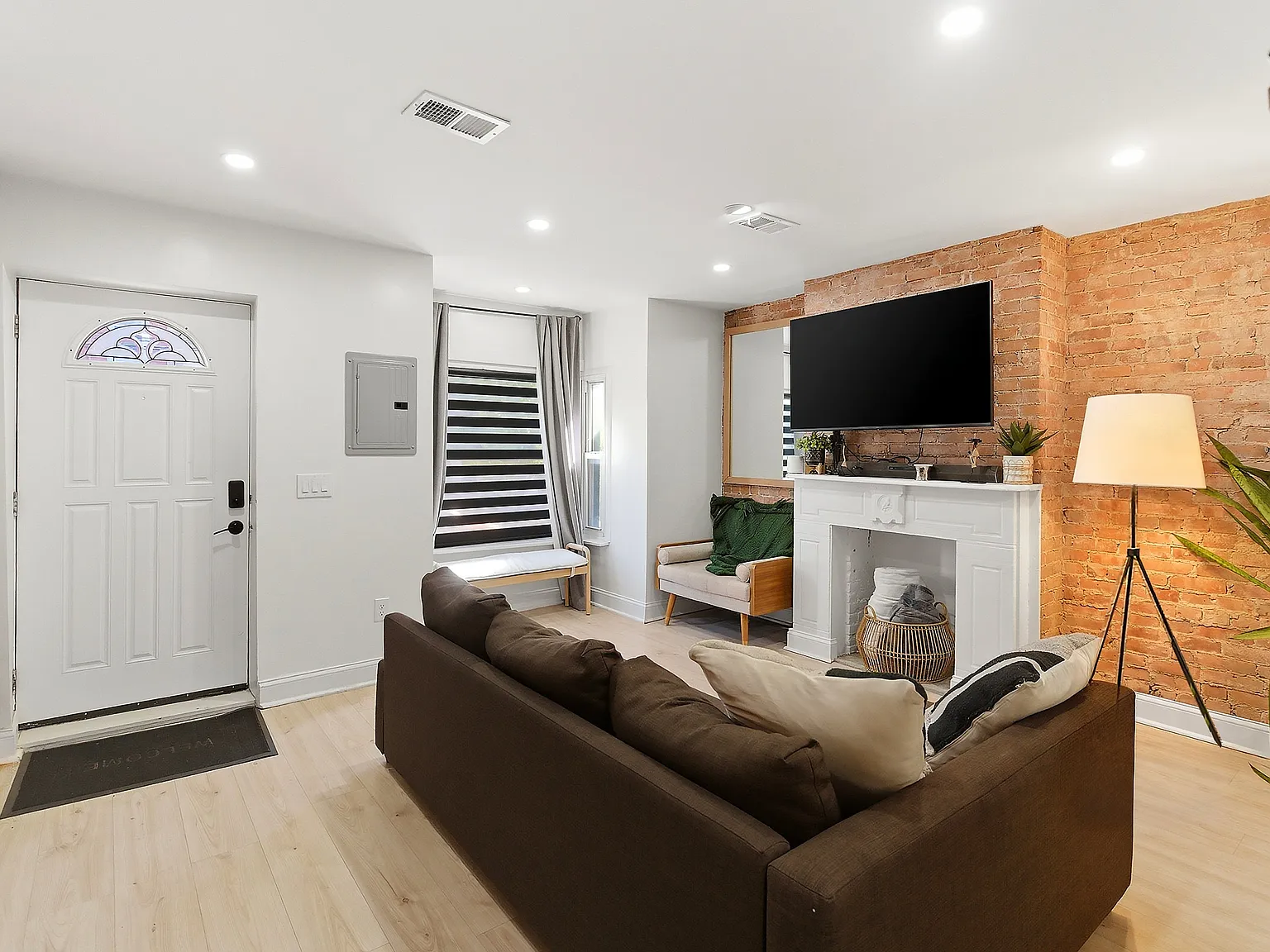 2 bed, 1.5 bath, $2,850 — Photo 3