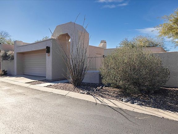2nd image of 3559 N Briarwood Dr