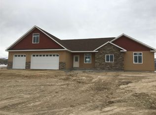 352 Royal Oak Dr, Spring Creek, NV 89815