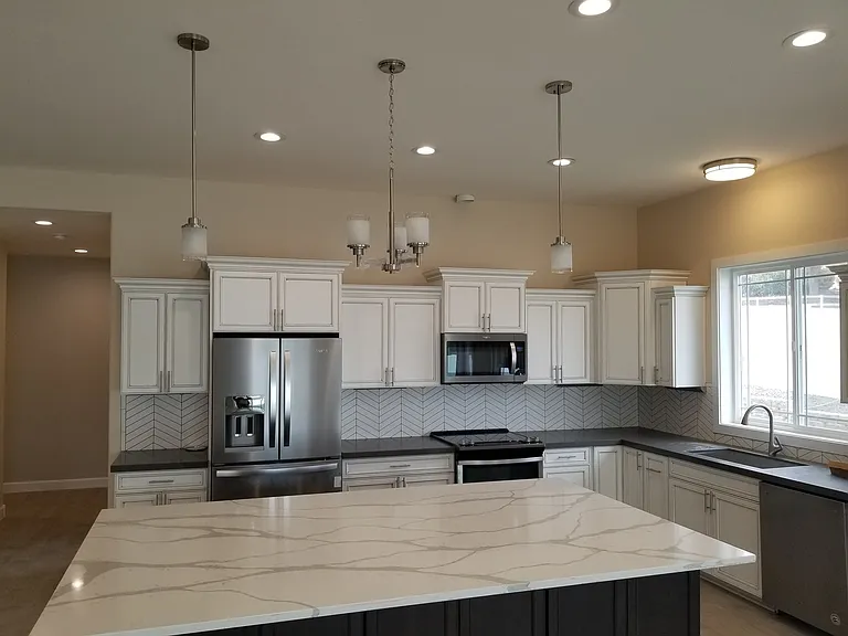 7307 Heathers Way — Photo 9