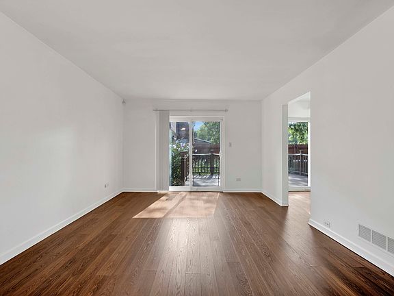 5th image of 1S269 Ardmore Ave