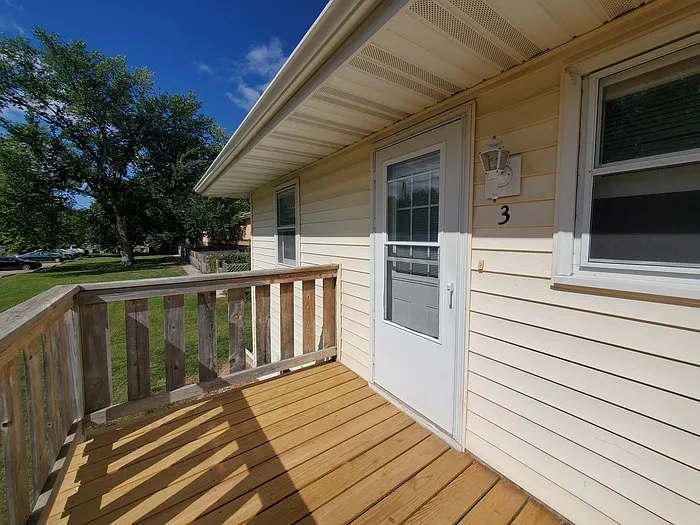 2 bed, 1.0 bath, 750 sqft, $950 — Photo 3