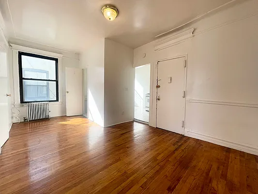 Rented by Pear NYC LLC | media 20