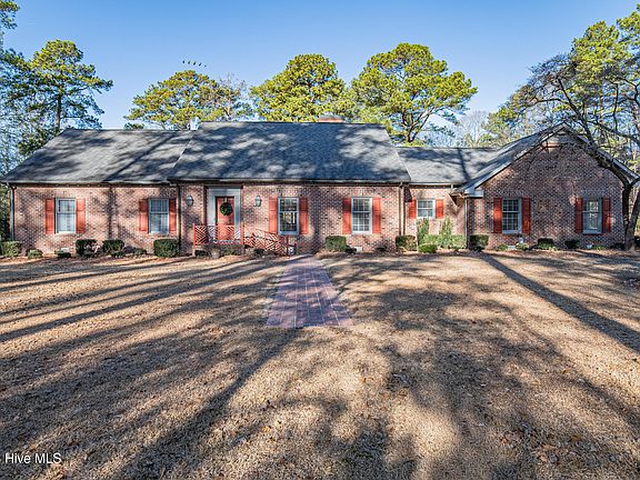 3rd image of 1490 Bear Trap Road