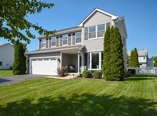 1905 Olde Mill Rd, Plainfield, IL 60586