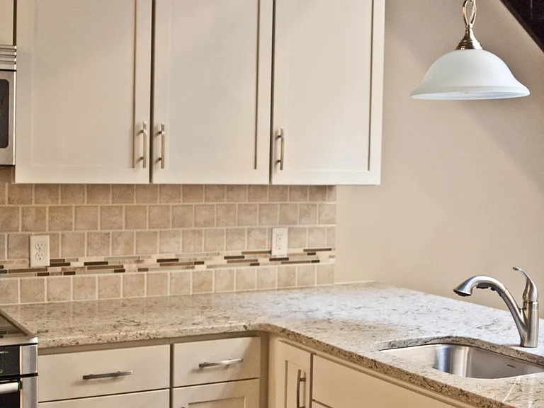 405 N Mulberry St #103 — Photo 4