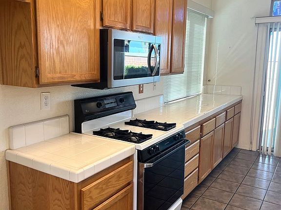 4th image of 10825 Fire Island Cir