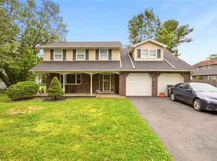 4008 Oakland Rd, Bethlehem, PA 18020