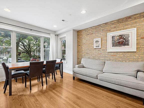 3rd image of 4644 N Paulina St APT 1N