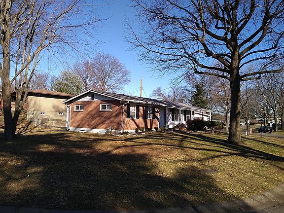 Corner lot view