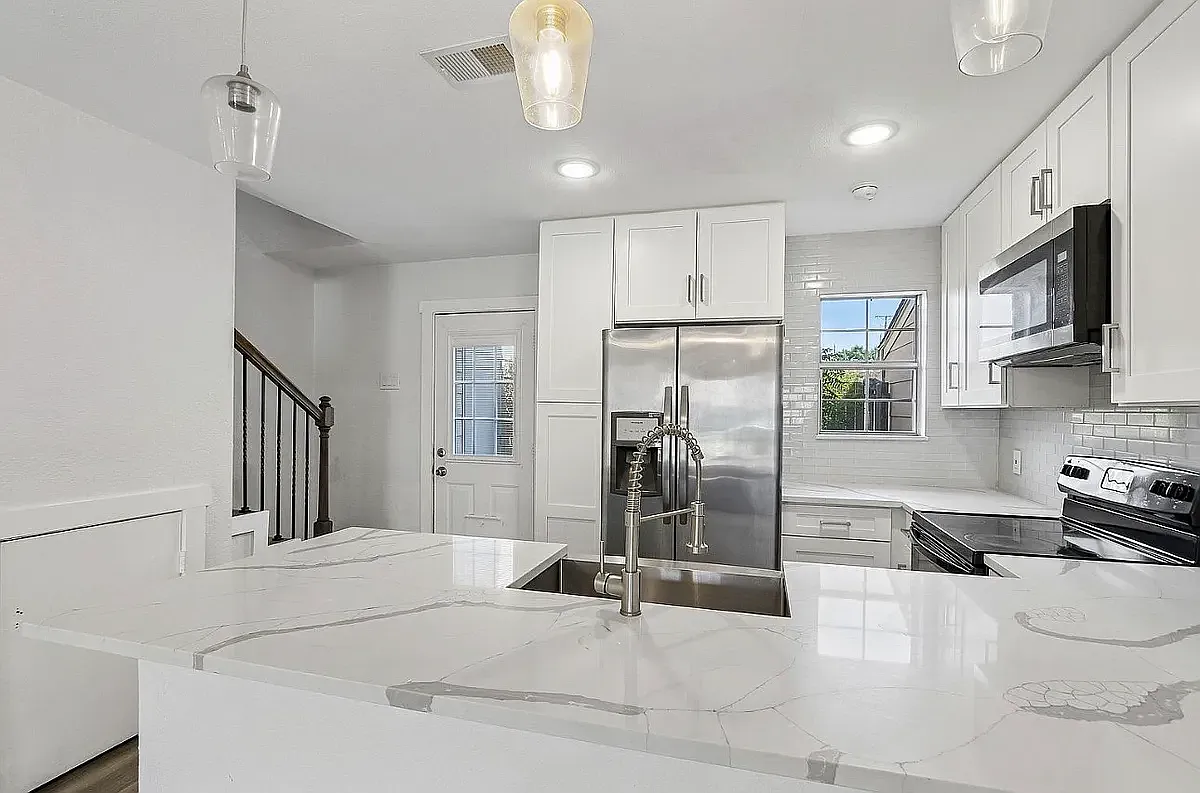 2400 Jupiter Rd — Photo 1