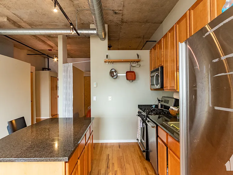 6 S Laflin St #818 — Photo 3