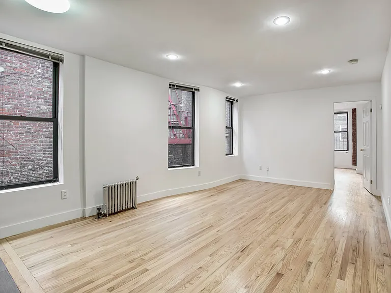 136 E 96th St #5B — Photo 7