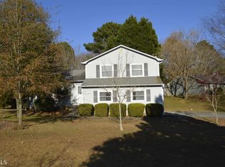 10 Parkmont Dr, Roswell, GA 30076