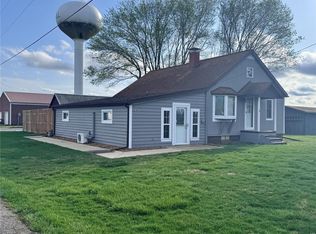 900 S Franklin St, Bunker Hill, IL 62014