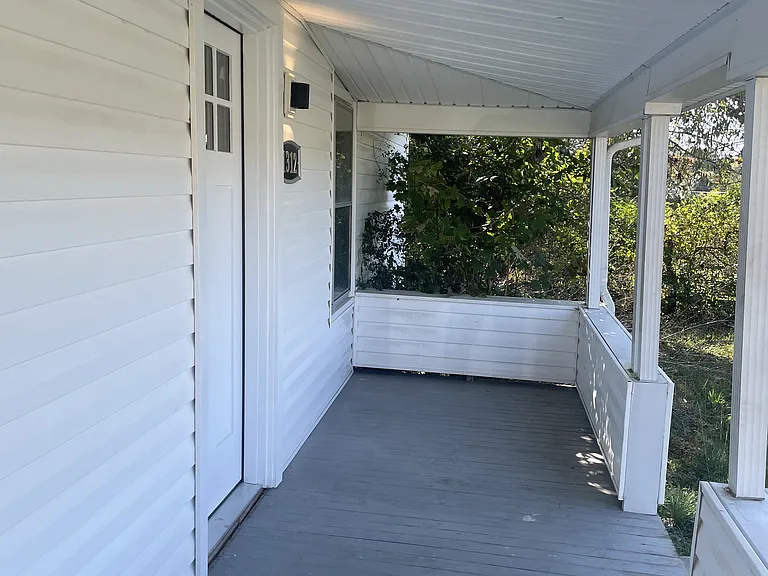 1312 Bristol Caverns Hwy — Photo 2