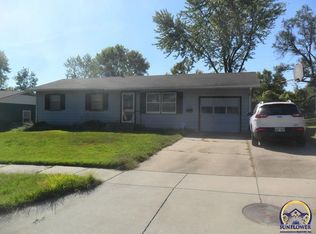 3201 SW 30th St, Topeka, KS 66614