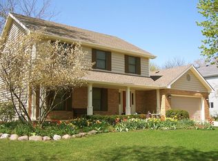 1119 Tamarack Ln, Libertyville, IL 60048