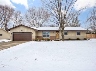 1046 Goss Ave, Menasha, WI 54952