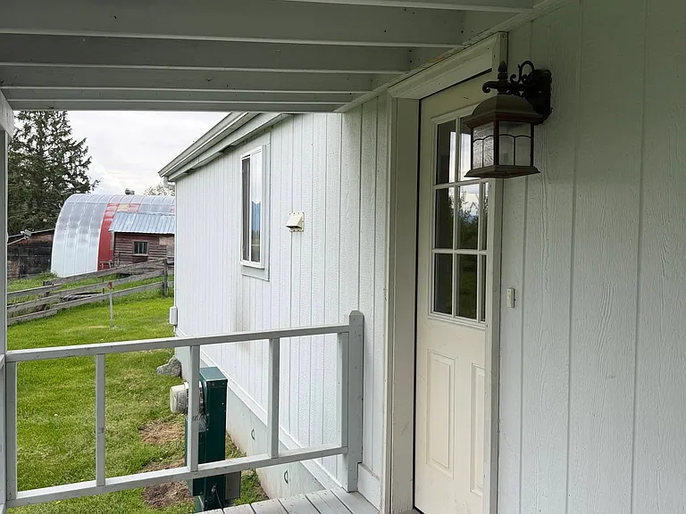 675 Auction Rd — Photo 28