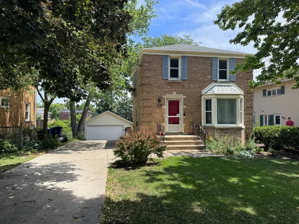 435 N Princeton Ave, Villa Park, IL 60181