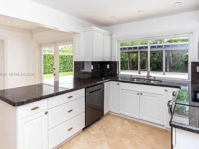 75 S Prospect Dr — Photo 13