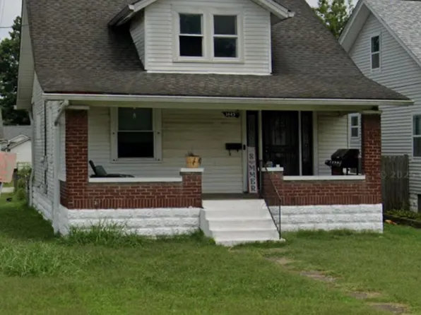 1443 Berry Blvd, Louisville, KY 40215