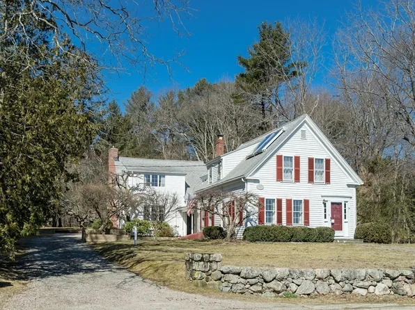 34 Main St, Dover, MA 02030