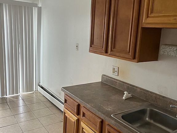 2nd image of 19718 Crescent Ave