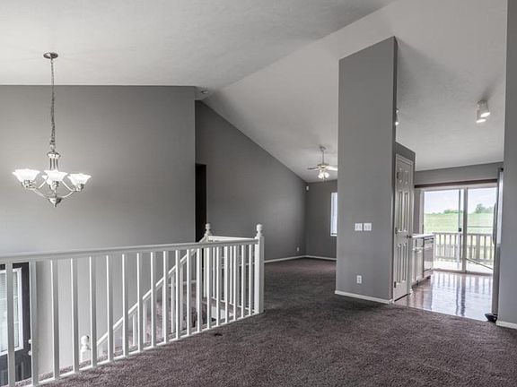 3rd image of 14408 S 29th St