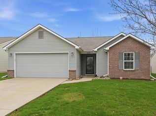 4028 Ravens Cove Run, Fort Wayne, IN 46818