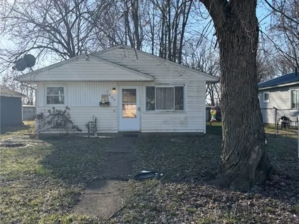 2809 Dorothy Ave NE, Canton, OH 44705