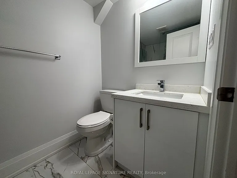 897 4th St #BASEMENT — Photo 12