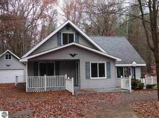 6446 Wolverine Trl, Alger, MI 48610