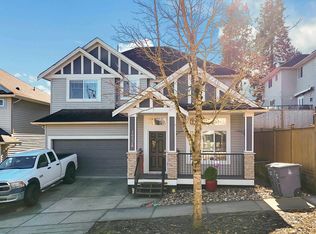 16528 59a Ave, Surrey, BC V3S4N9