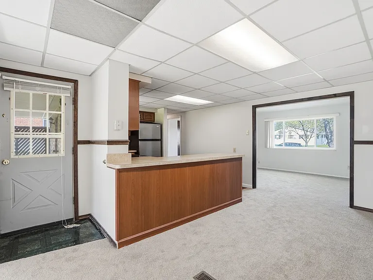 157 Harter Ave — Photo 8