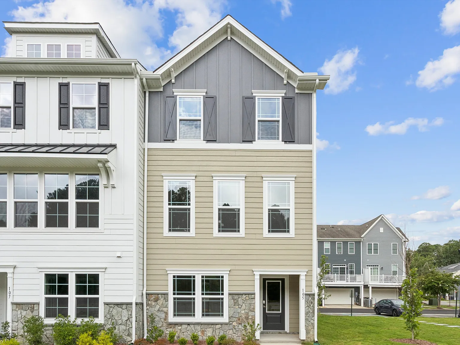 Bracewell Ln, 105 - 1 — Photo 1