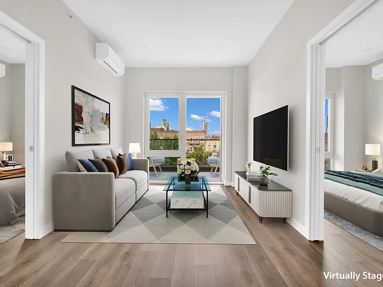 563 W 170th St #3D — Photo 1