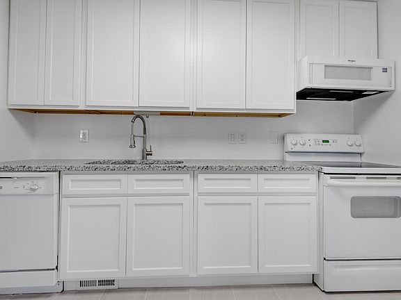 5th image of 3518 Rockway Ave