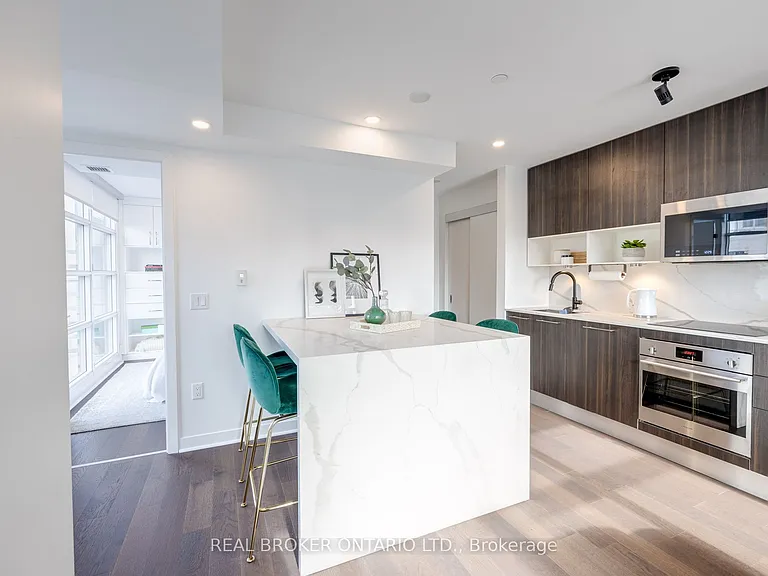 501 Adelaide St W #1308 — Photo 7