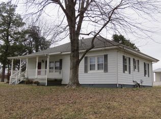 160 Brooks Schse Rd, Calhoun, KY 42327