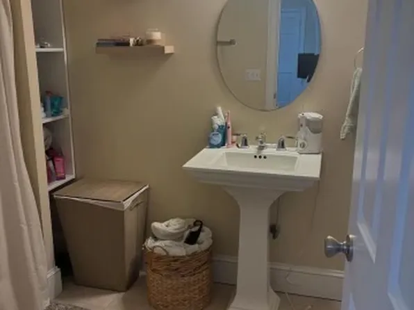 193 Rutledge Ave APT 2B, Charleston, SC 29403
