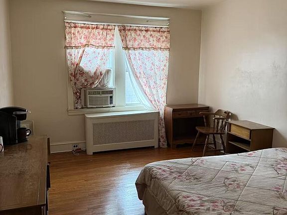 5th image of 3316 Wellington St