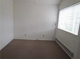 4th image of 445 Park Ave