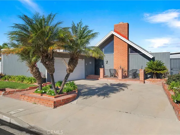 1788 Hawaii Cir, Costa Mesa, CA 92626
