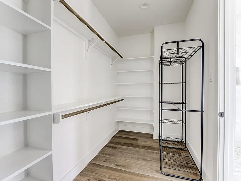 7117 Tierwester St — Photo 35