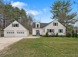 20 David Dr, Auburn, ME 04210